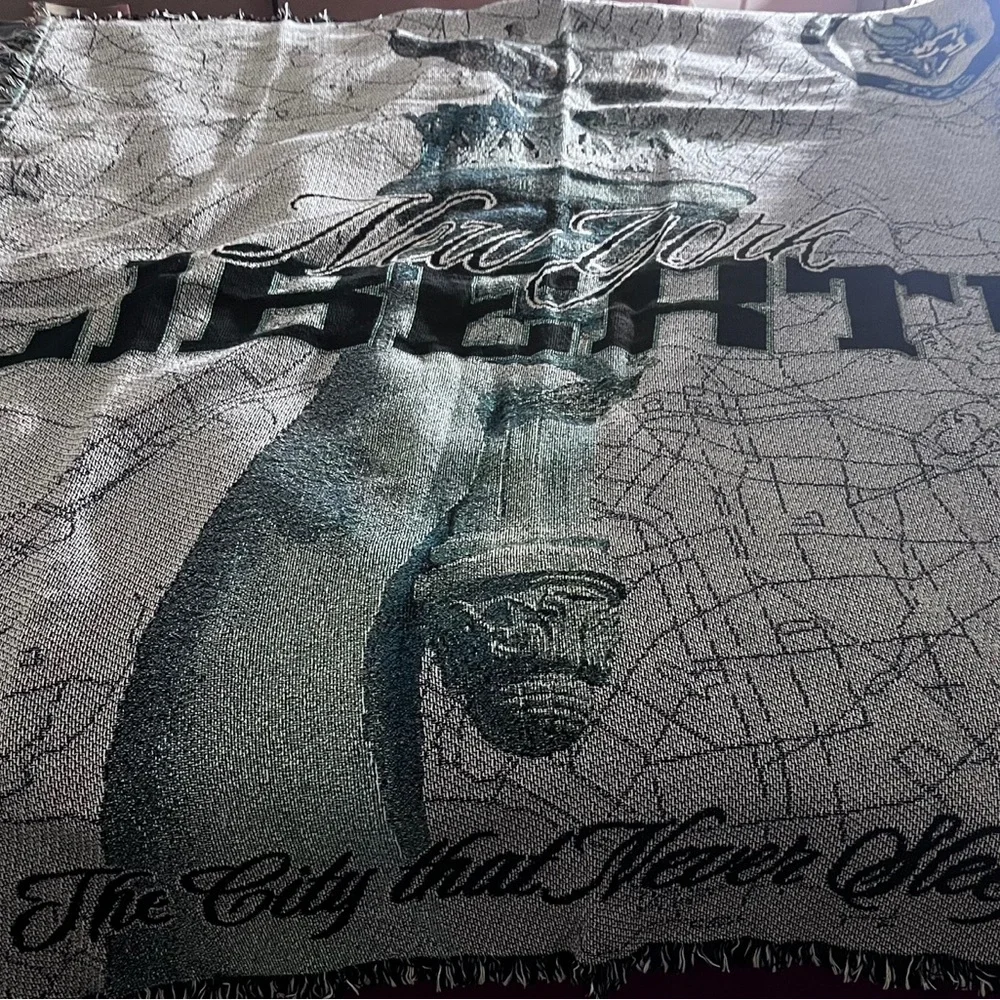 NWT - New York Liberty WNBA Tapestry Blanket